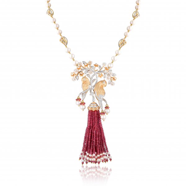 GOLDEN BEAUTY NECKLACE