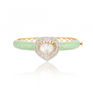 GREEN HEART BRACELET